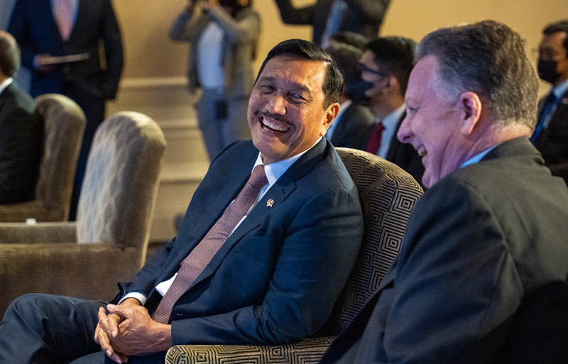 Luhut B. Pandjaitan and Jay Pryor